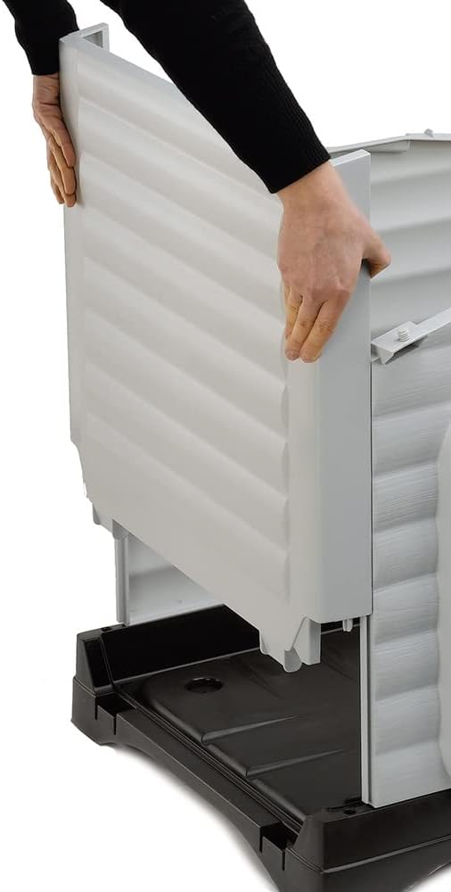 Ferplast Outdoor Kennel, Dog House DOGVILLA 50 in Resistant Thermoplastic Resin