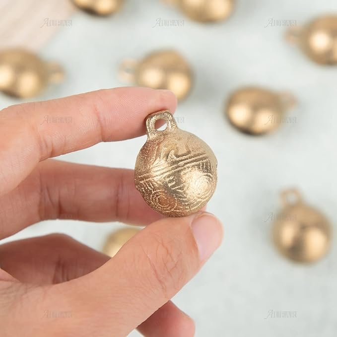AUEAR, 16 Pack Vintage Brass Mini Jingle Bell DIY Craft 22mm Small Tibetan for Jewelry Making Charms Pendants Wind Chimes Home Door Decor