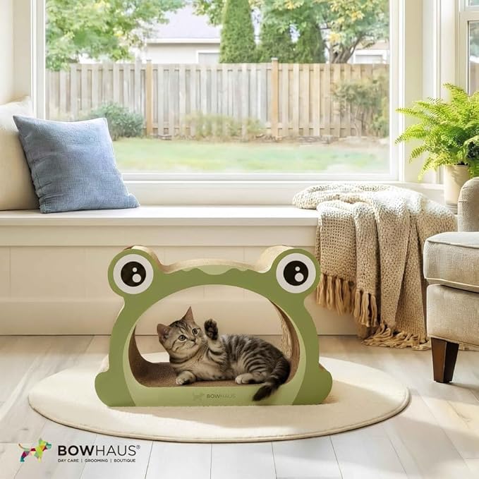 Frog Style Cat Scratching Board, Cat Scratcher Lounger with Play Ball for Indoor Cat, Durable & Long-Lasting Scratching Board Cardboard, Furniture Protector Scratching Pad