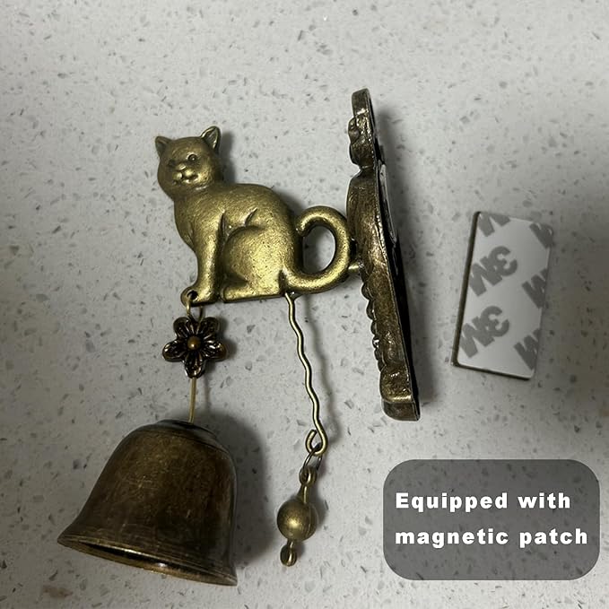 Vintage Metal Doorbell Animal Figure Decorative Doorbell Cat Shape Decoration Hanging Bell for Yard or Garden Decorative Retro Style Lovely Cat Hand Bell Antique Style Shopkeepers Door Bell