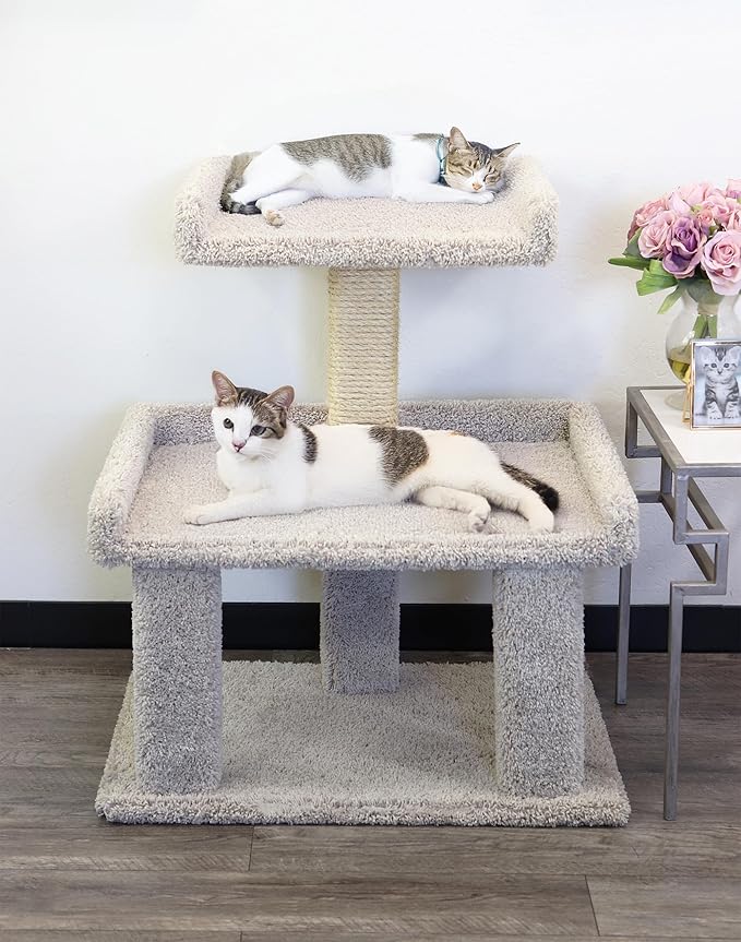 Prestige Cat Trees Maine Coon Cat Perch