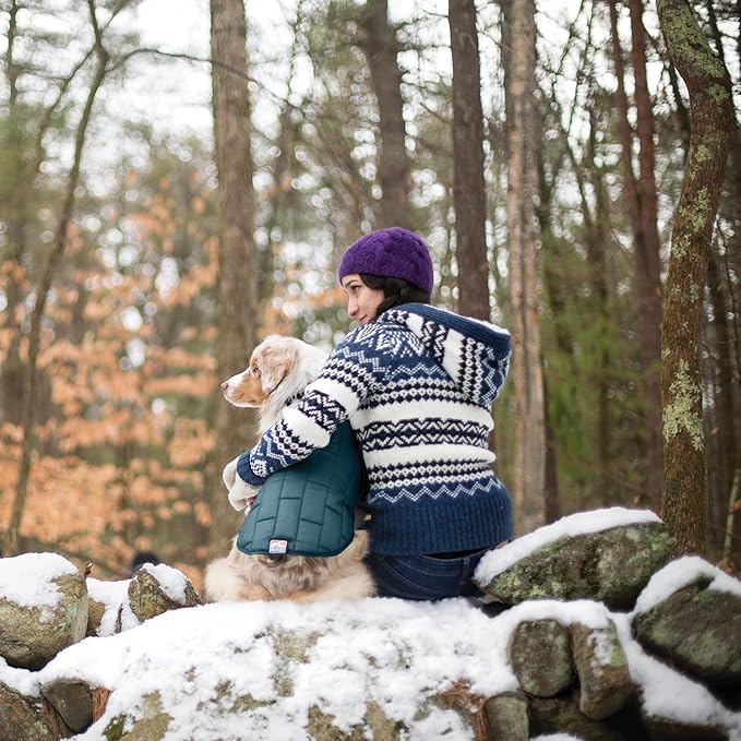 Kurgo Loft Dog Jacket - Reversible Cozy Coat for Outdoor Adventures - Water Resistant - Athletic Fit - Machine Washable Fabric - Reflective Dog Gear - Medium - Ink Blue