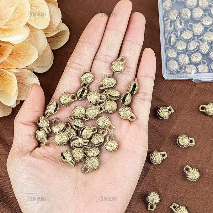 AUEAR, 100 Pieces Vintage Brass Bells 11mm Mini Jingle Bell for DIY Wind Chimes Home Decor